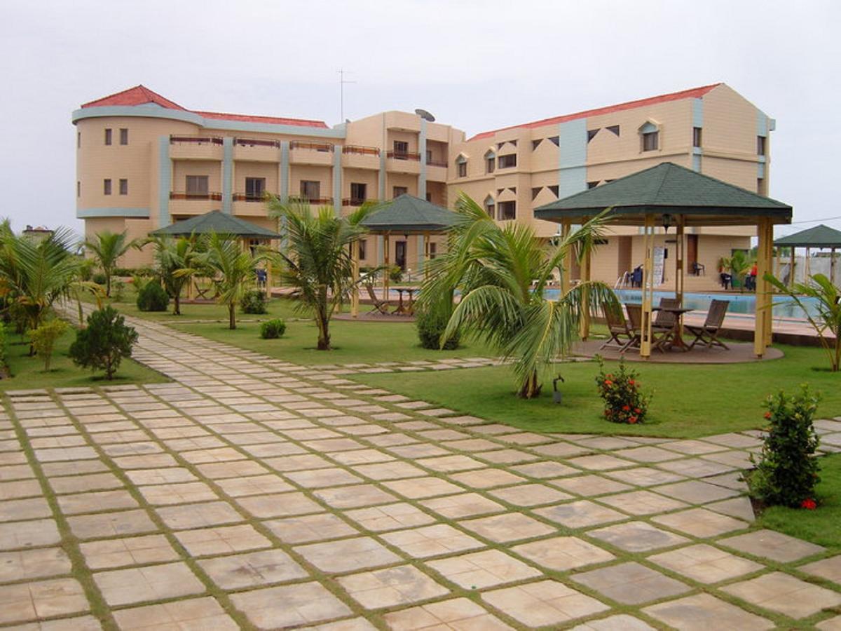 Hotel Ghis Palace Baguida Exterior photo